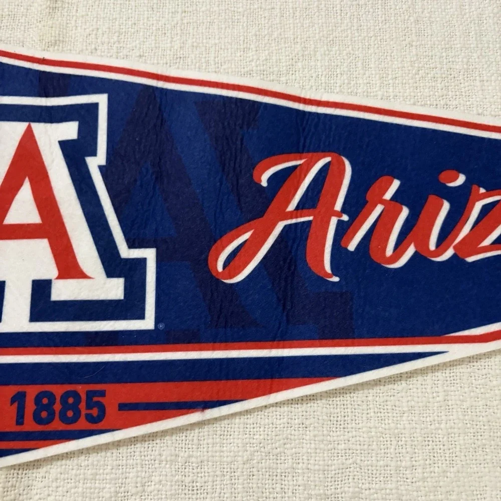 ARIZONA WILDCATS NCAA FELT PENNANT Baseball Banner Collectible